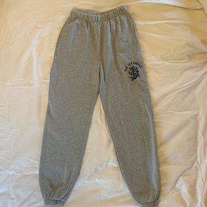 Brandy Melville Rosa St. George's Sweatpants